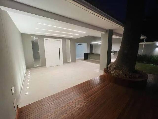 #8 - Casa para Venda em Rio de Janeiro - RJ